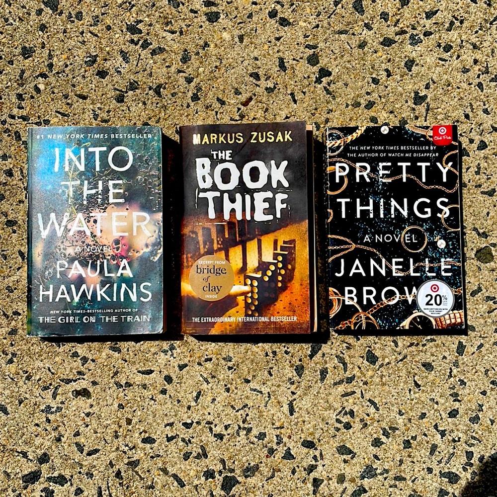 3 pack of books